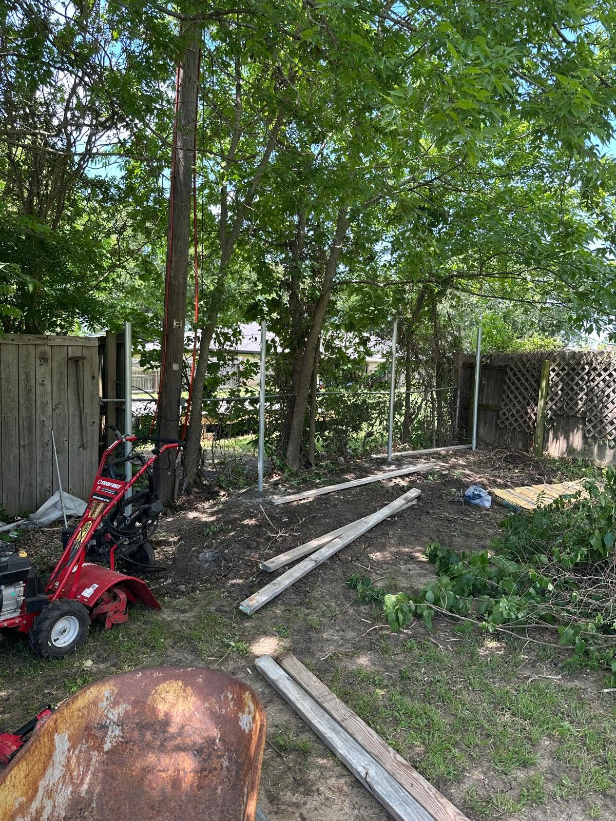Backyard privacy fence image 3